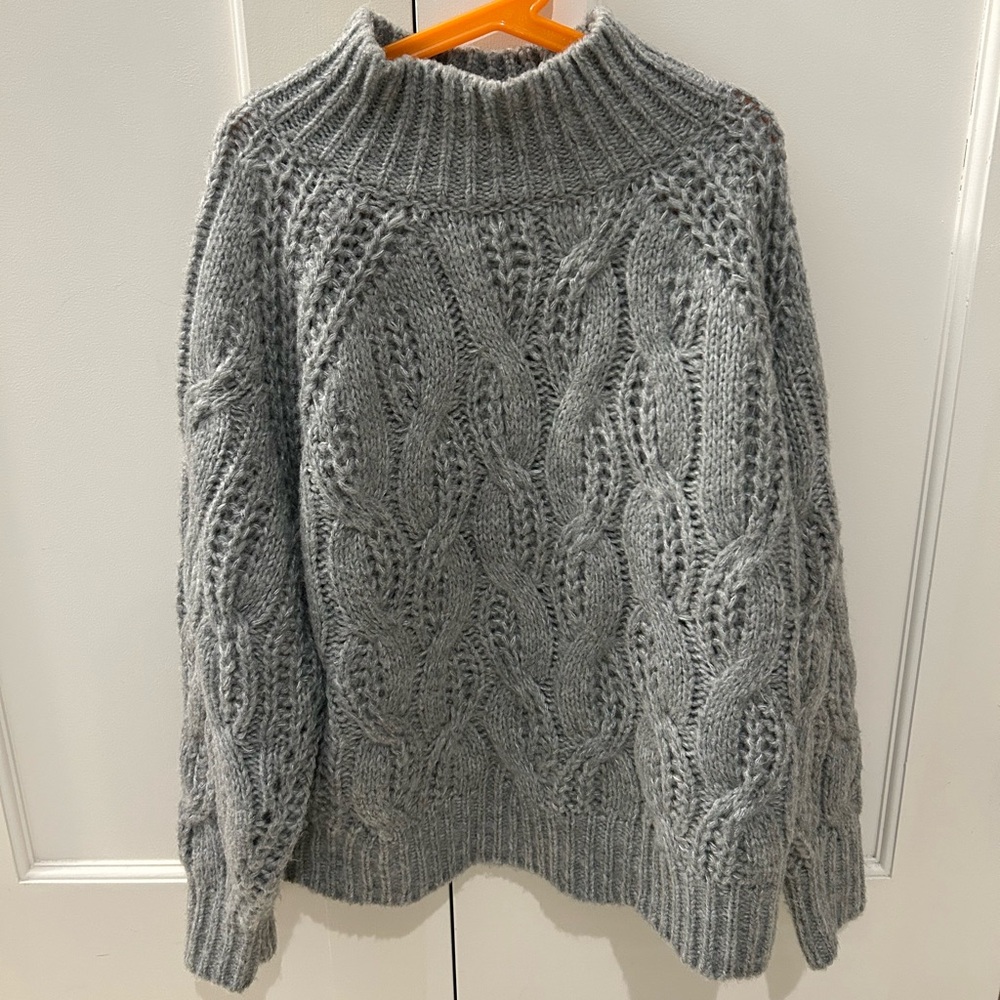 Beautiful XS sweater